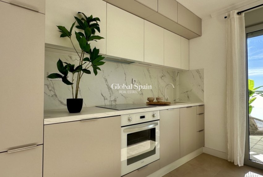 Revente - APPARTEMENT -
TORREVIEJA - Costa Blanca