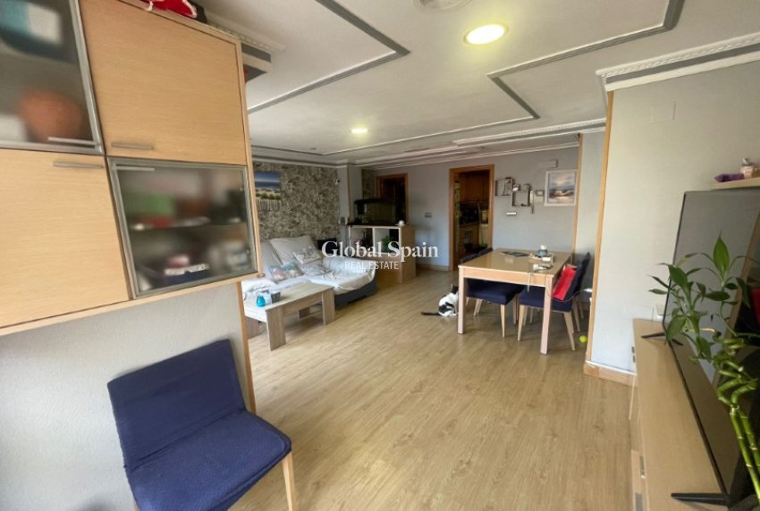 Revente - APPARTEMENT -
TORREVIEJA - Costa Blanca