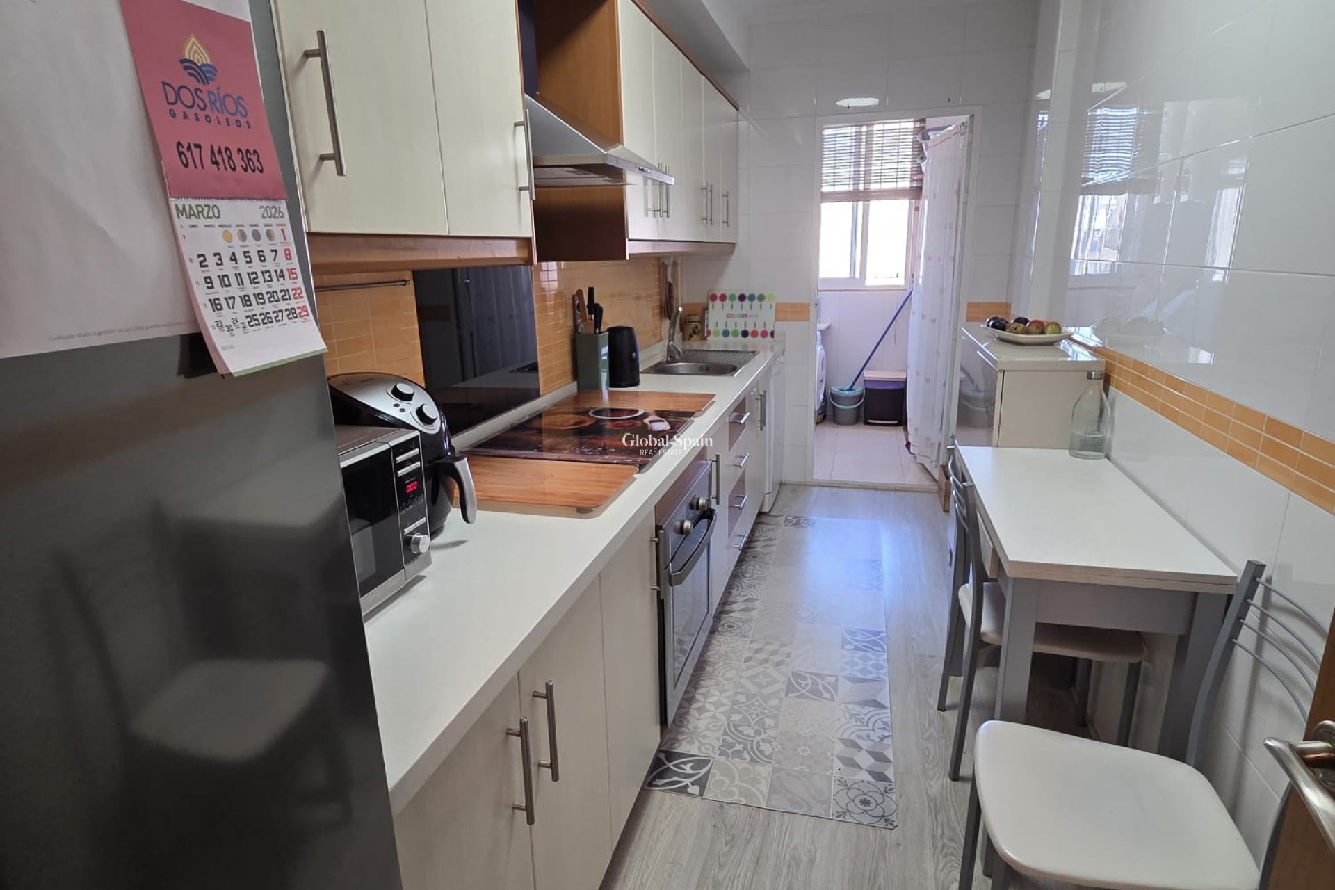 Revente - APPARTEMENT -
TORREVIEJA - Costa Blanca