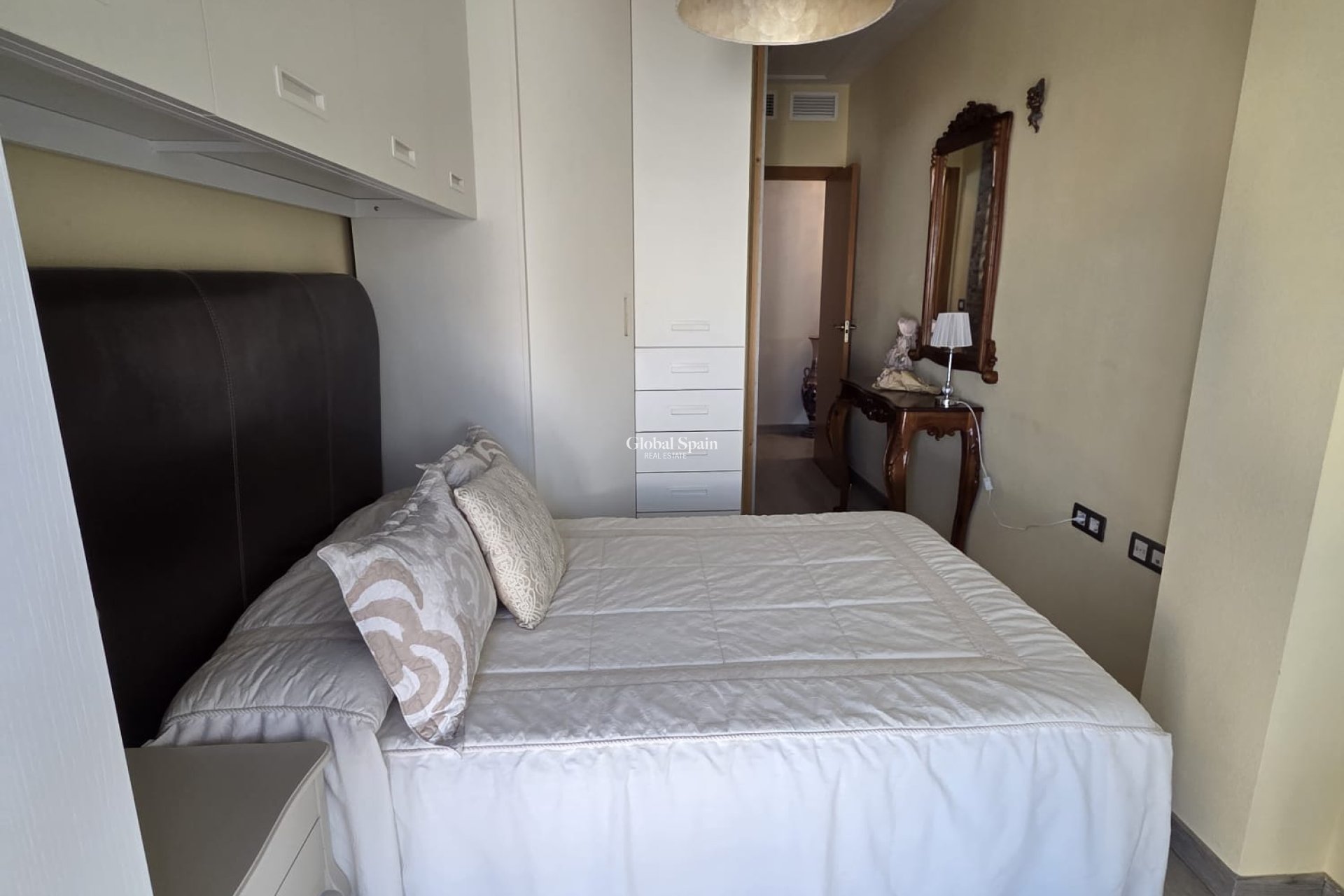 Revente - APPARTEMENT -
TORREVIEJA - Costa Blanca