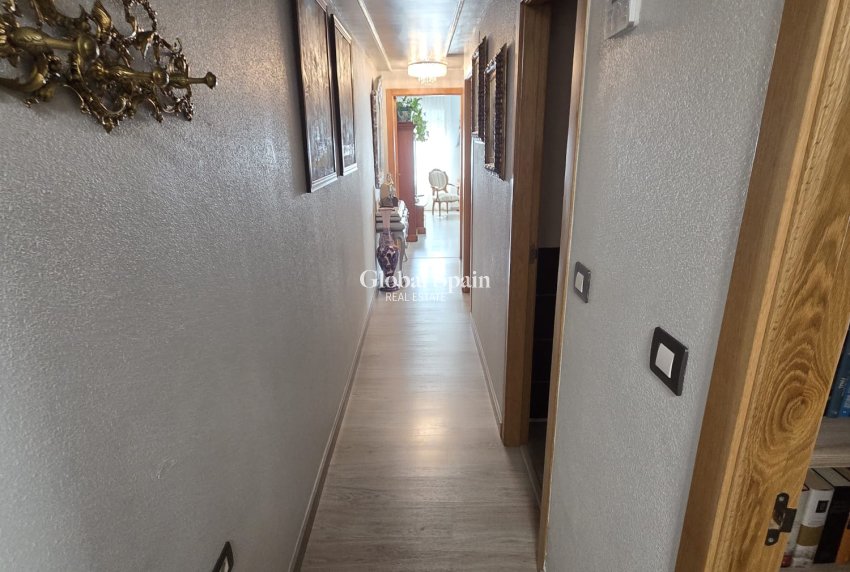 Revente - APPARTEMENT -
TORREVIEJA - Costa Blanca