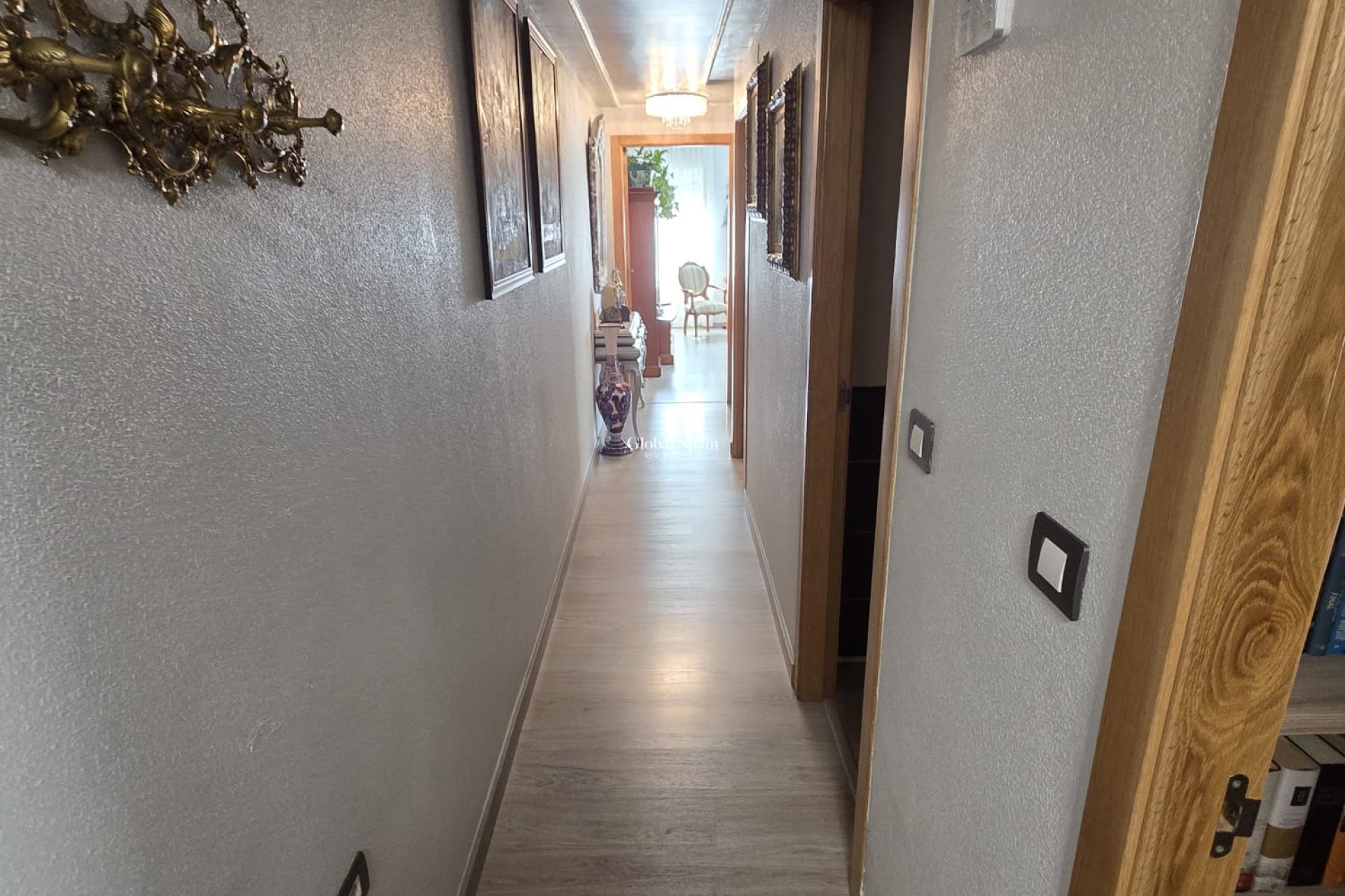 Revente - APPARTEMENT -
TORREVIEJA - Costa Blanca