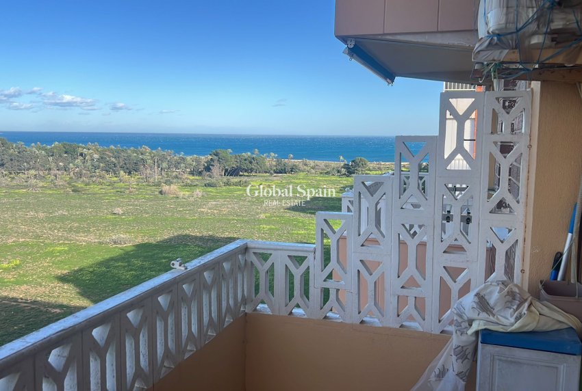 Revente - APPARTEMENT -
TORREVIEJA - Costa Blanca