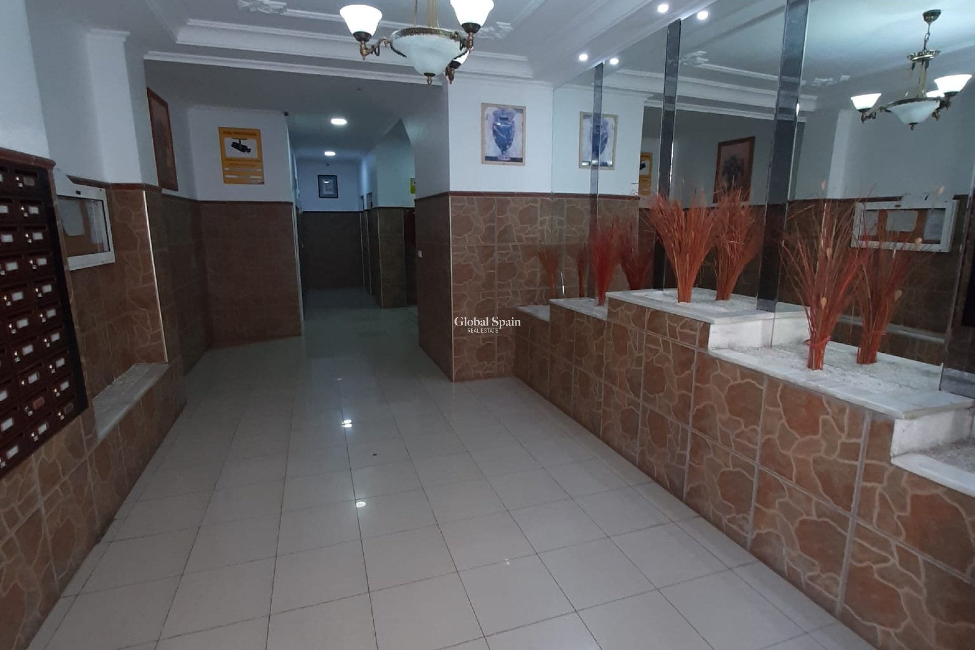 Revente - APPARTEMENT -
TORREVIEJA - Costa Blanca