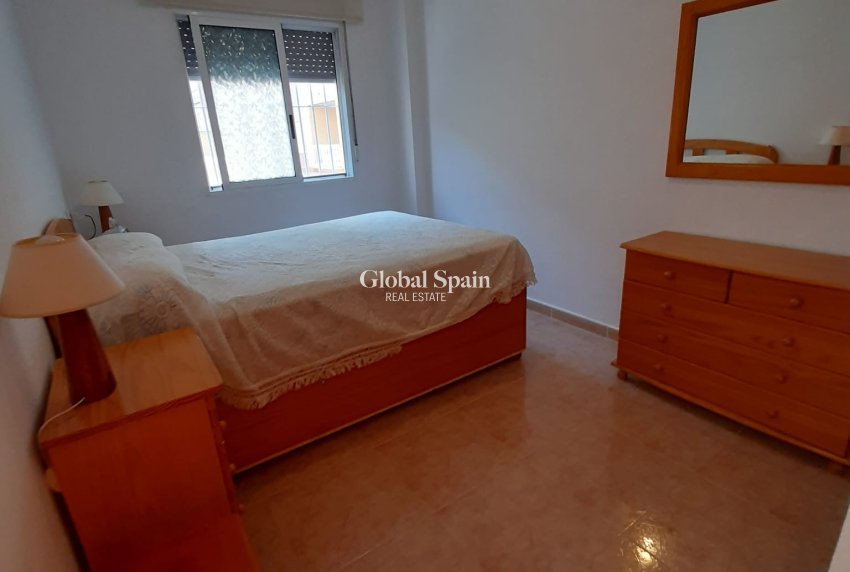 Revente - APPARTEMENT -
TORREVIEJA - Costa Blanca