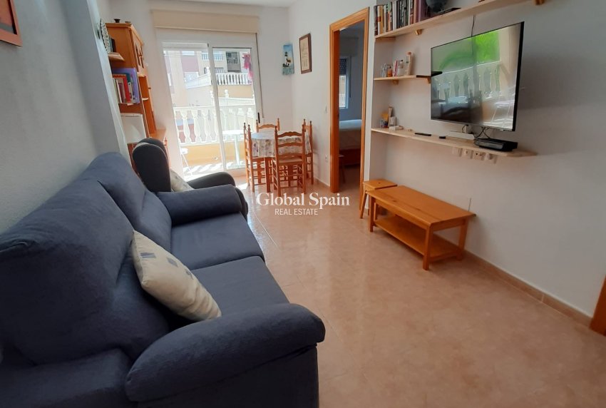 Revente - APPARTEMENT -
TORREVIEJA - Costa Blanca