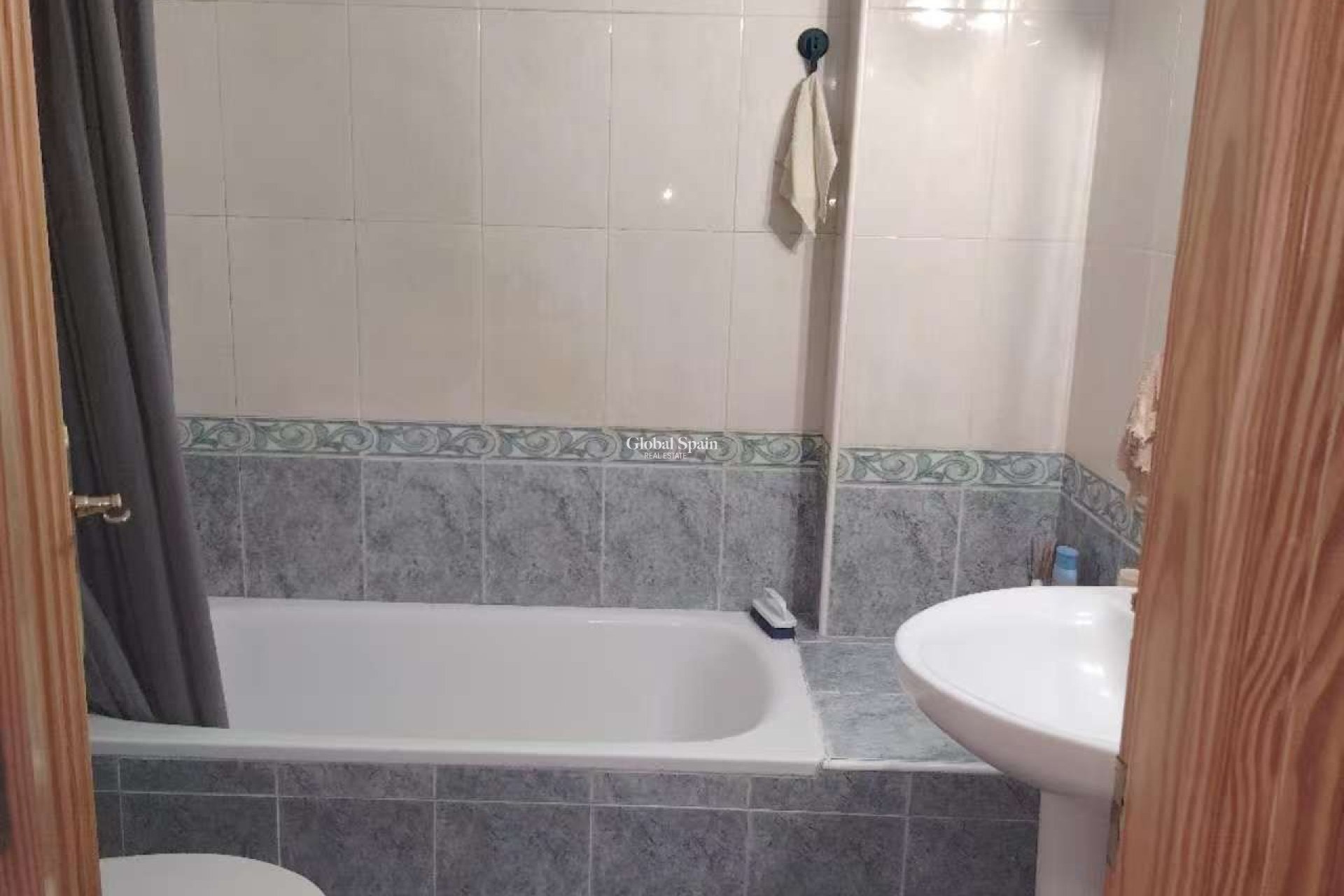 Revente - APPARTEMENT -
TORREVIEJA - Costa Blanca