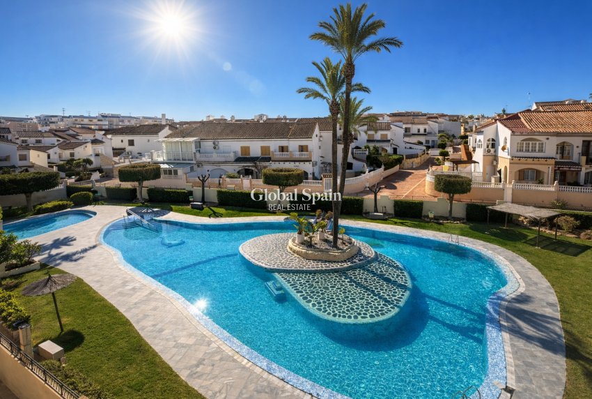 Revente - APPARTEMENT -
TORREVIEJA - Costa Blanca