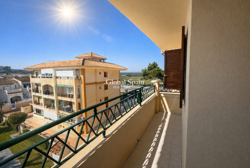 Revente - APPARTEMENT -
TORREVIEJA - Costa Blanca