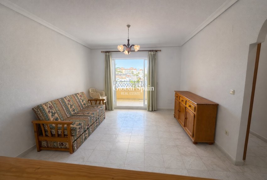 Revente - APPARTEMENT -
TORREVIEJA - Costa Blanca