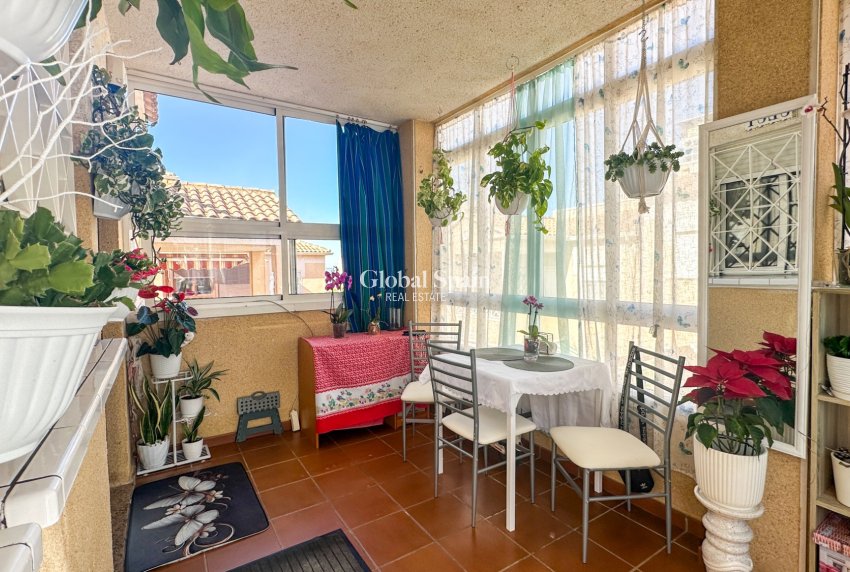 Revente - APPARTEMENT -
TORREVIEJA - Costa Blanca