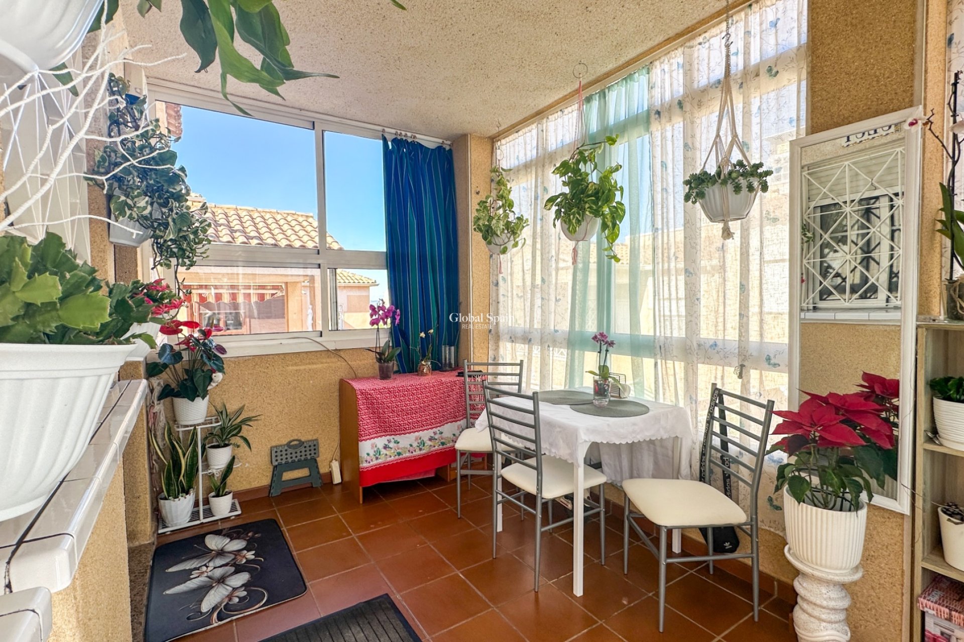 Revente - APPARTEMENT -
TORREVIEJA - Costa Blanca