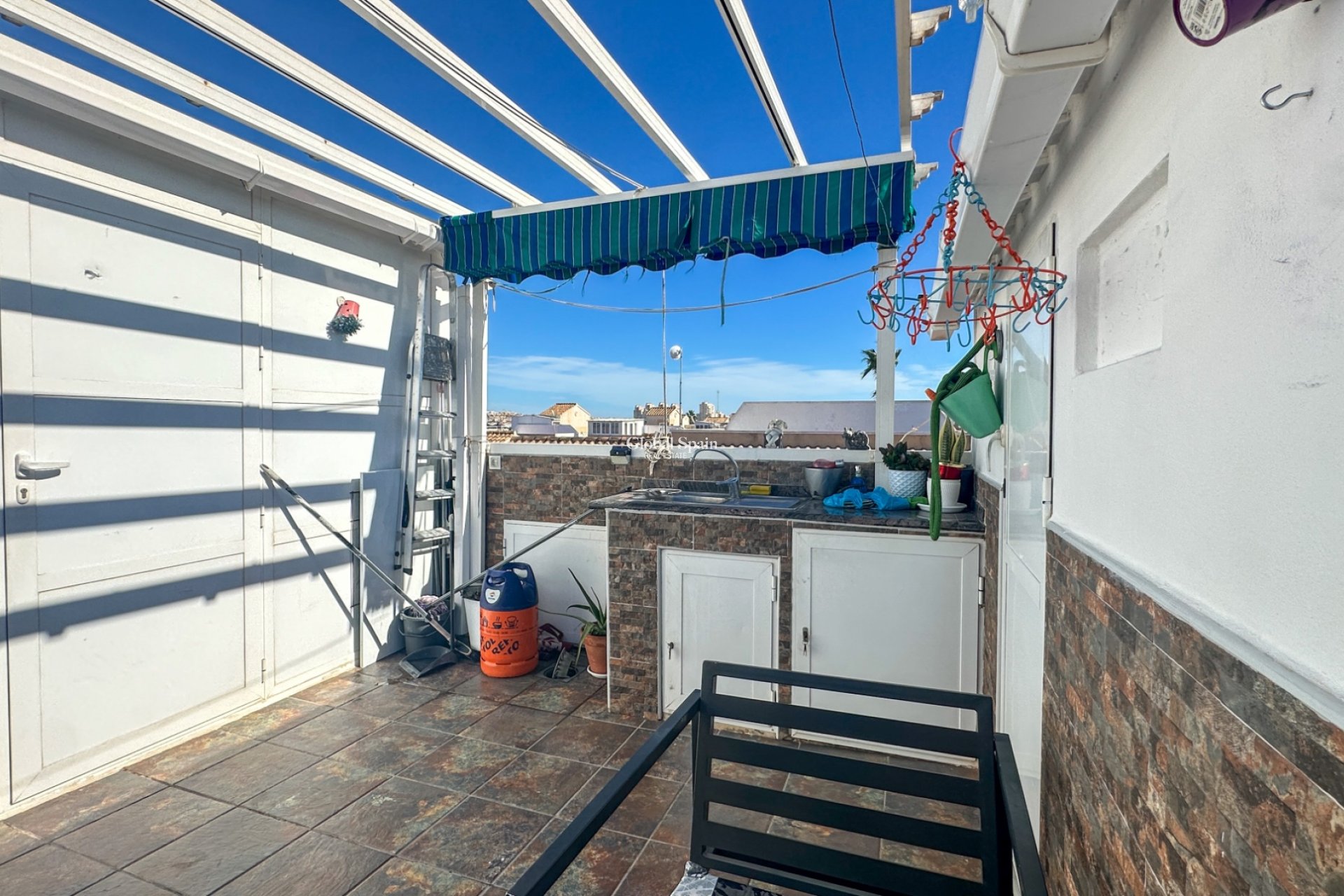 Revente - APPARTEMENT -
TORREVIEJA - Costa Blanca