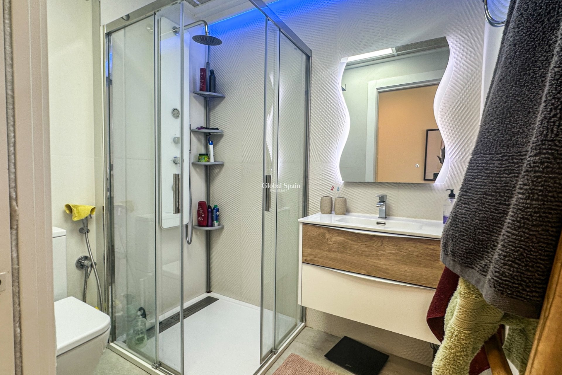 Revente - APPARTEMENT -
TORREVIEJA - Costa Blanca