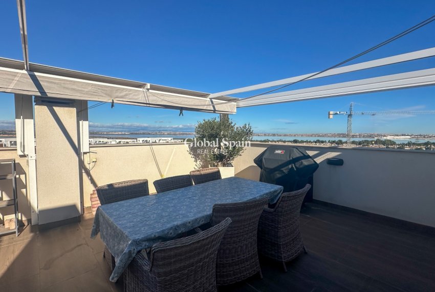 Revente - APPARTEMENT -
TORREVIEJA - Costa Blanca