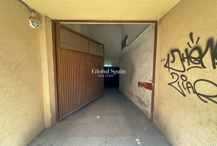 Revente - APPARTEMENT -
TORREVIEJA - Costa Blanca