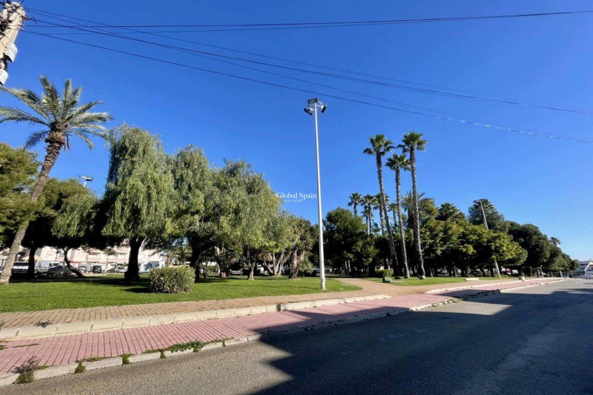 Revente - APPARTEMENT -
TORREVIEJA - Costa Blanca