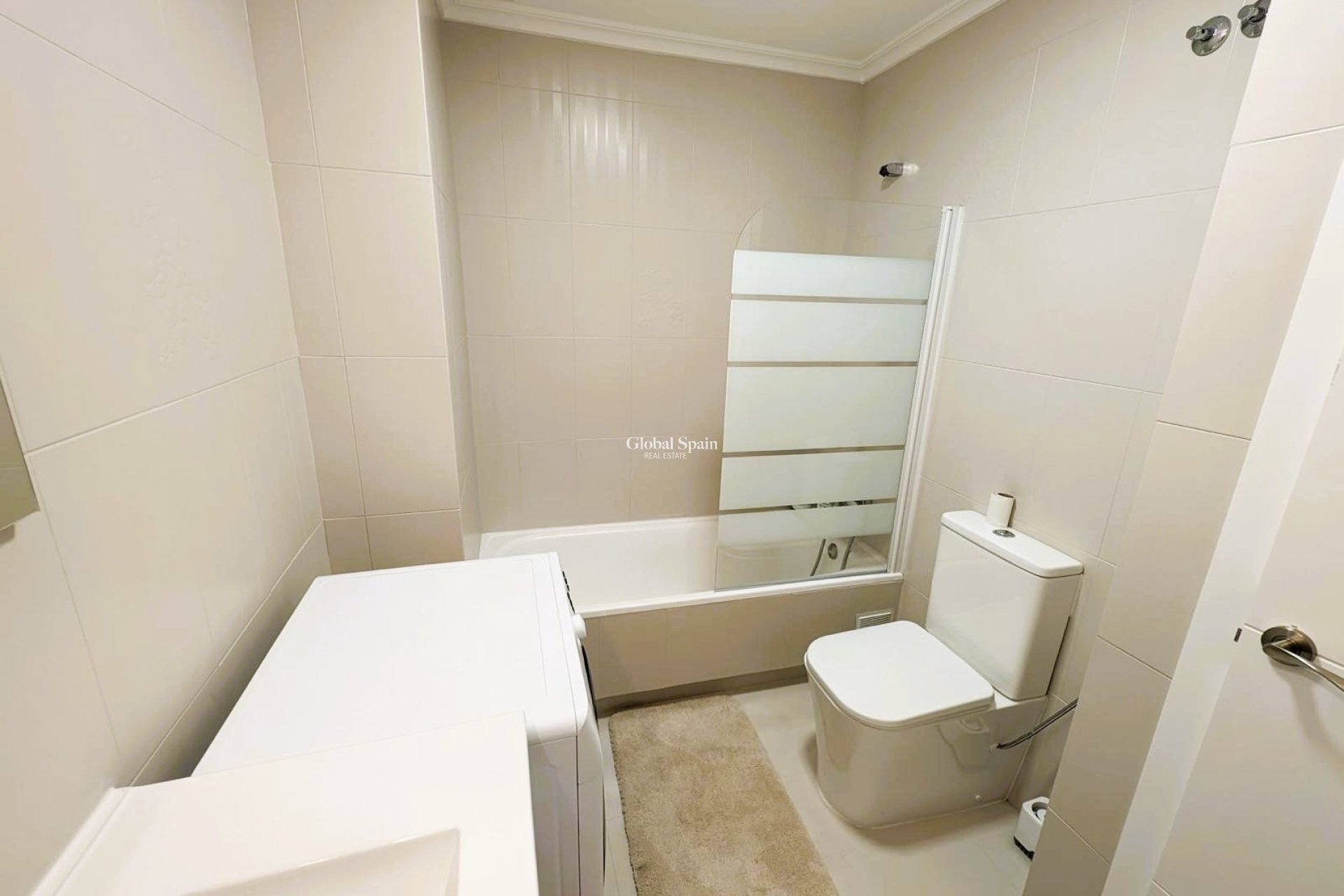 Revente - APPARTEMENT -
TORREVIEJA - Costa Blanca