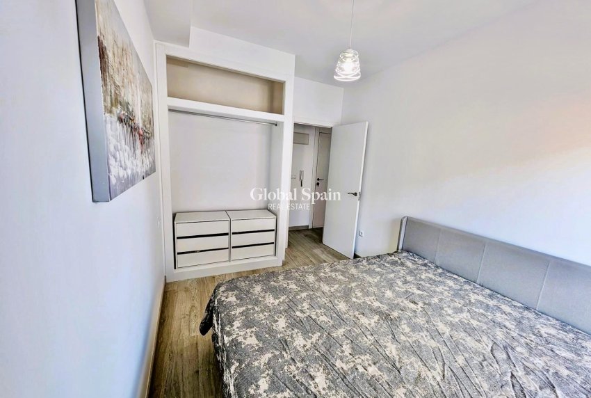 Revente - APPARTEMENT -
TORREVIEJA - Costa Blanca