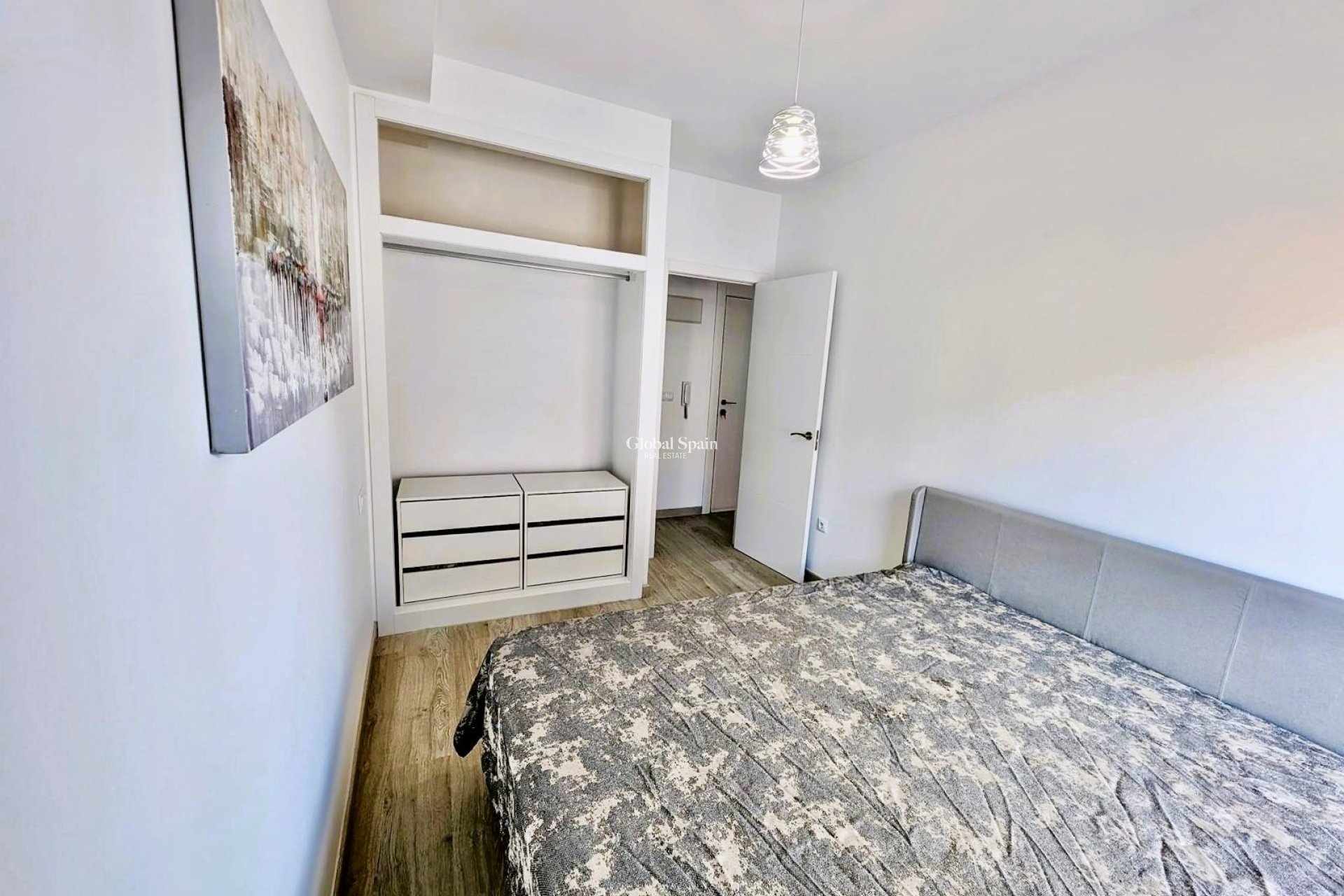 Revente - APPARTEMENT -
TORREVIEJA - Costa Blanca