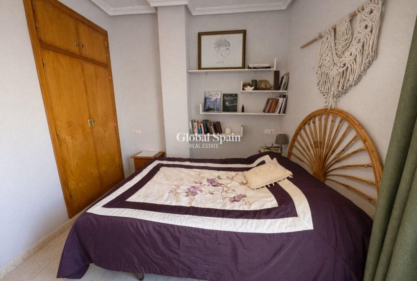 Revente - APPARTEMENT -
TORREVIEJA - Costa Blanca