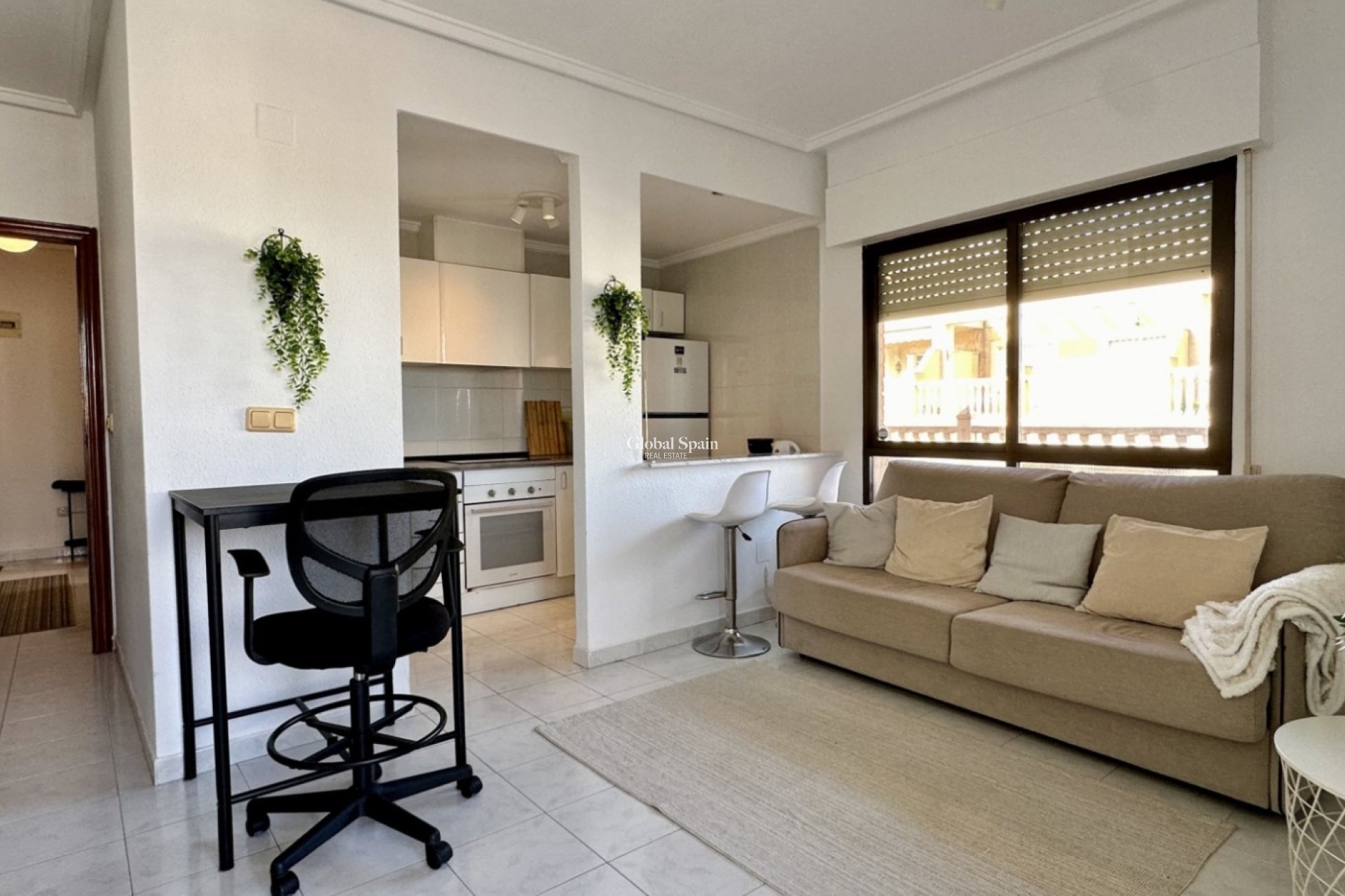 Revente - APPARTEMENT -
TORREVIEJA - Costa Blanca