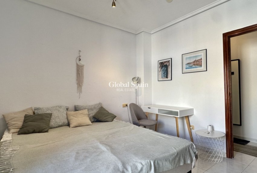 Revente - APPARTEMENT -
TORREVIEJA - Costa Blanca