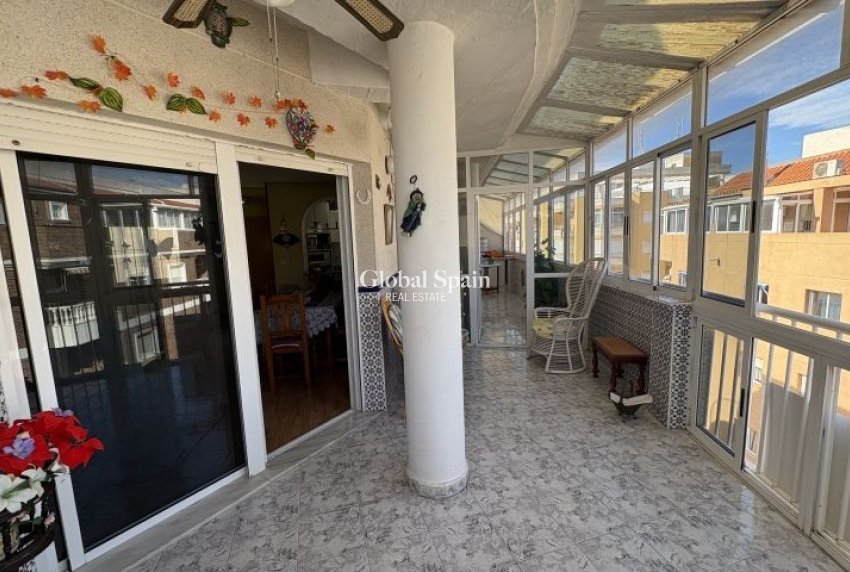 Revente - APPARTEMENT -
TORREVIEJA - Costa Blanca