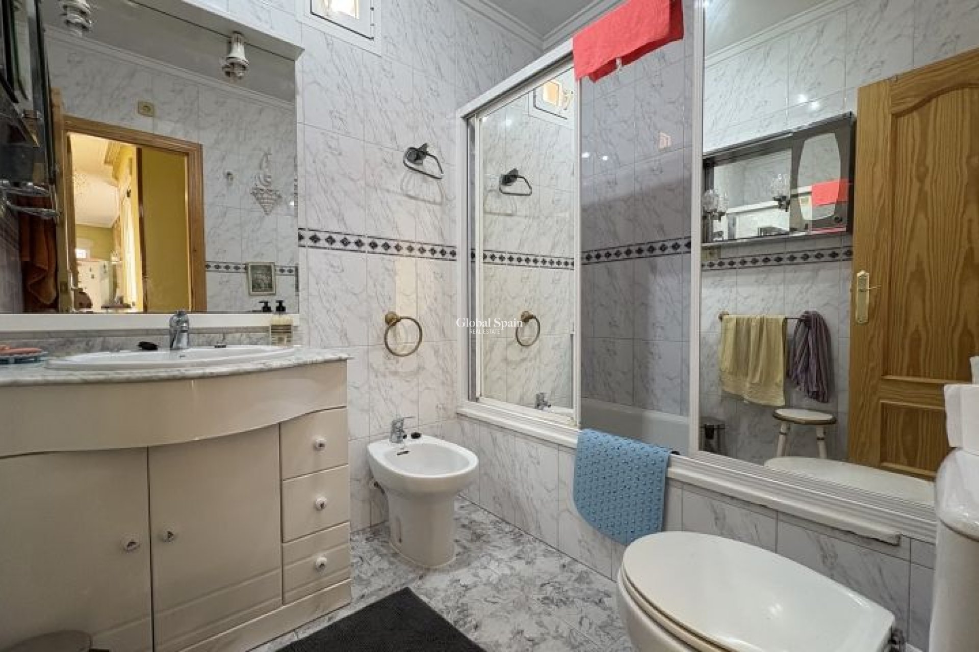 Revente - APPARTEMENT -
TORREVIEJA - Costa Blanca