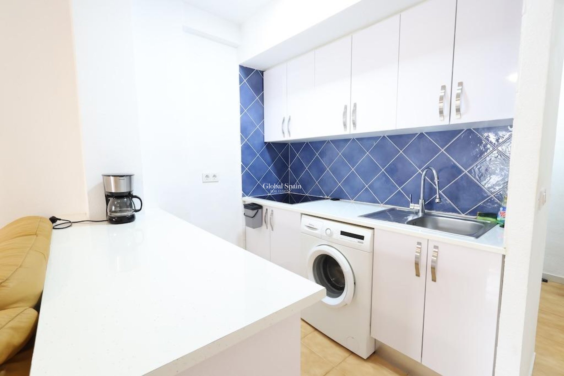 Revente - APPARTEMENT -
TORREVIEJA - Costa Blanca