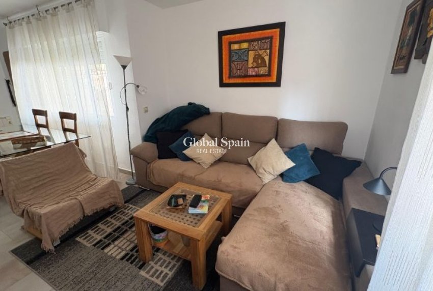 Revente - APPARTEMENT -
TORREVIEJA - Costa Blanca