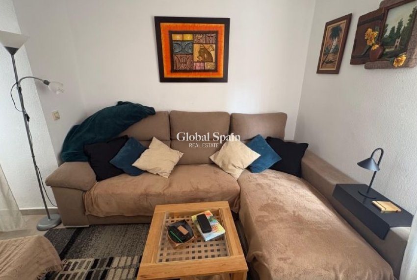 Revente - APPARTEMENT -
TORREVIEJA - Costa Blanca