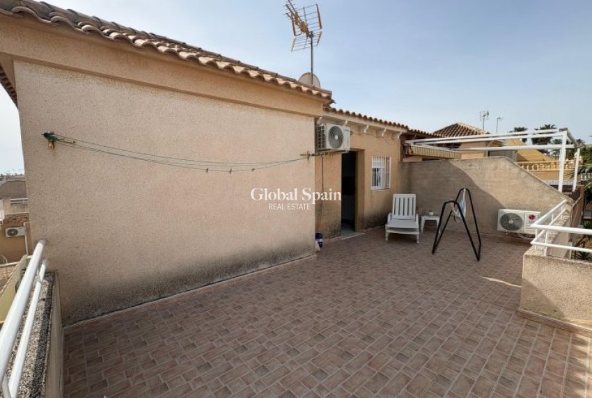 Revente - APPARTEMENT -
TORREVIEJA - Costa Blanca