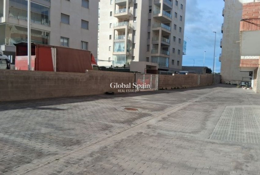 Revente - APPARTEMENT -
TORREVIEJA - Costa Blanca