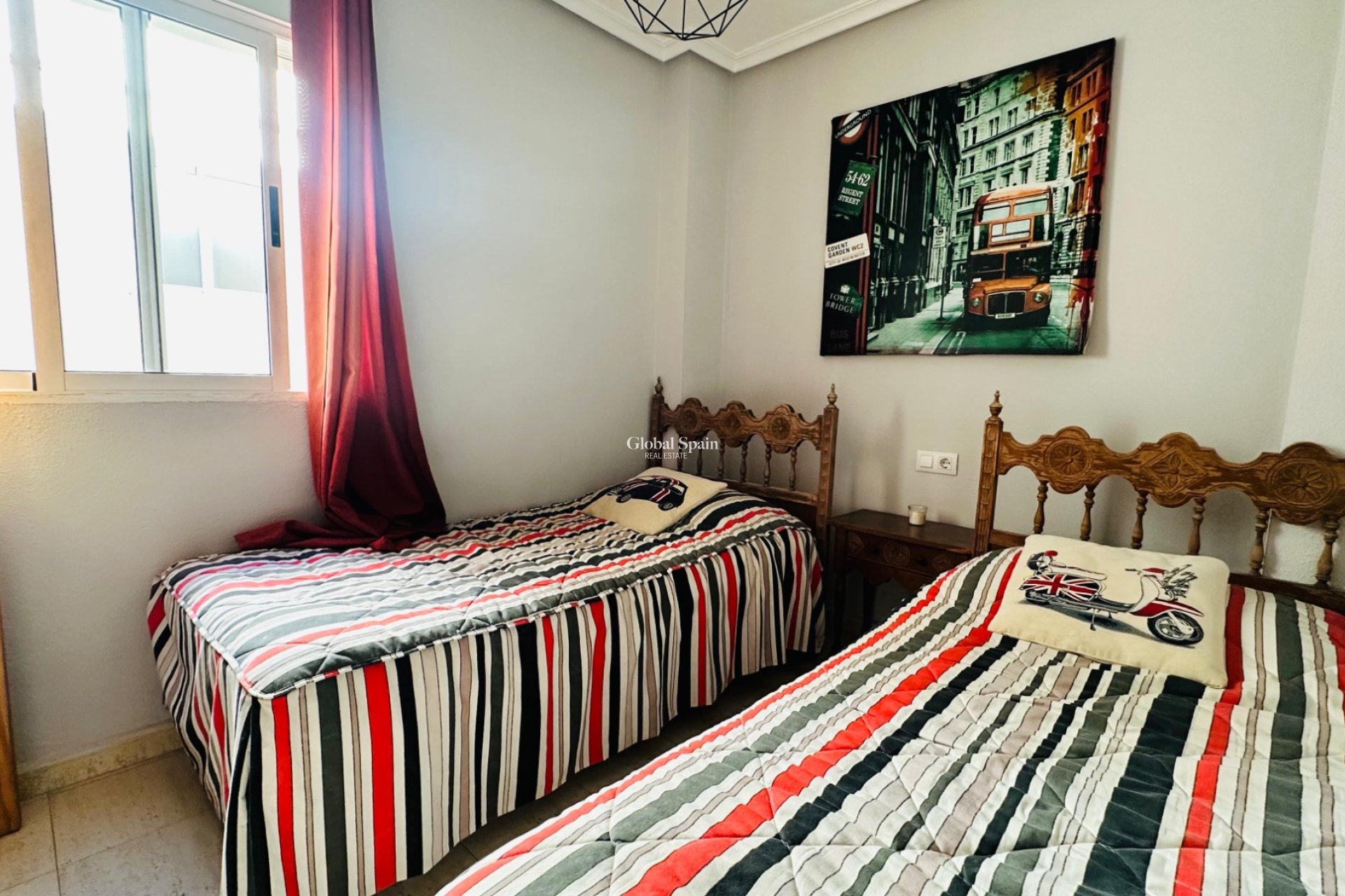 Revente - APPARTEMENT -
TORREVIEJA - Costa Blanca