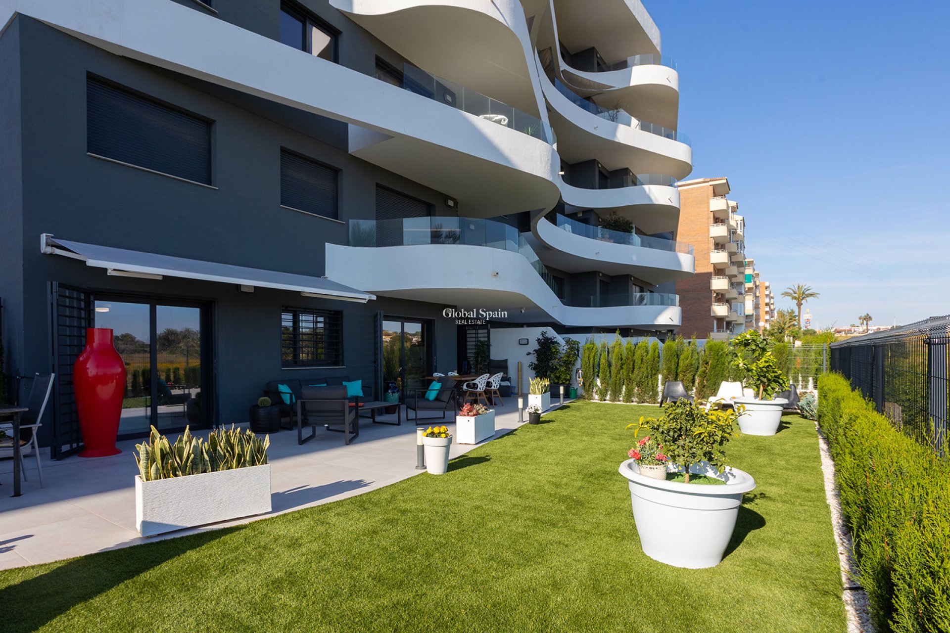 Revente - APPARTEMENT -
TORREVIEJA - Costa Blanca