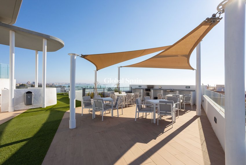 Revente - APPARTEMENT -
TORREVIEJA - Costa Blanca