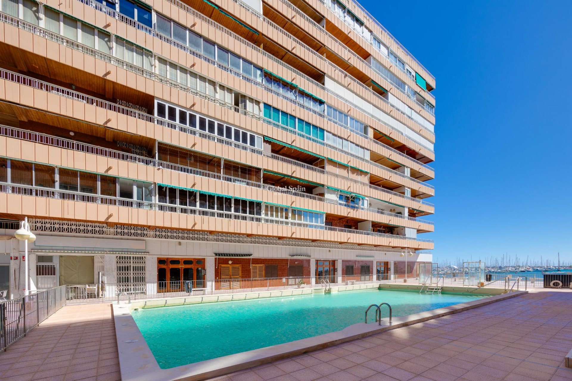 Revente - APPARTEMENT -
TORREVIEJA - Costa Blanca