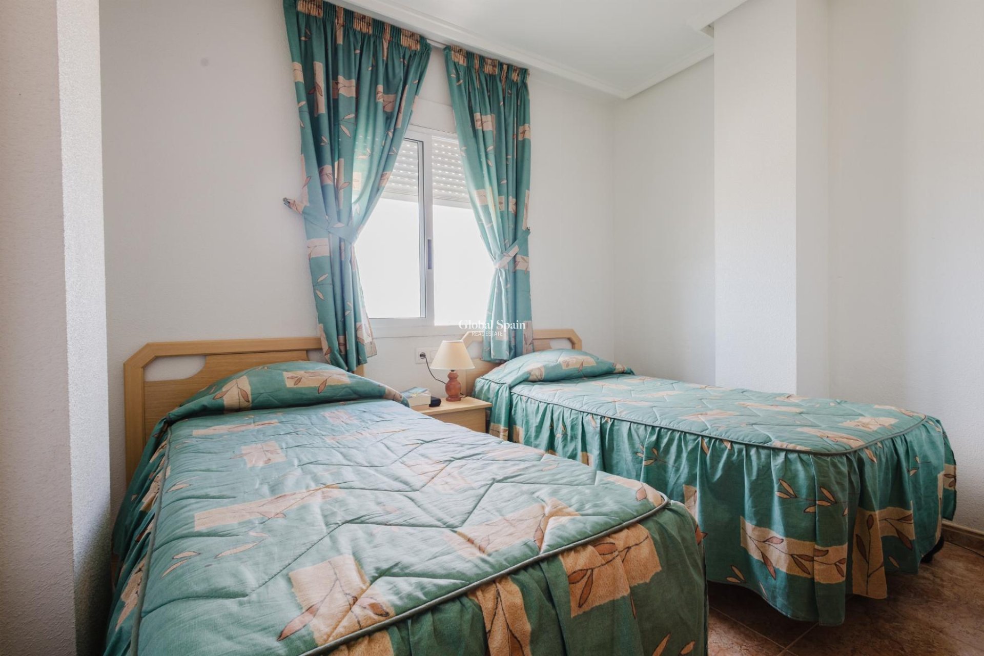 Revente - APPARTEMENT -
TORREVIEJA - Costa Blanca