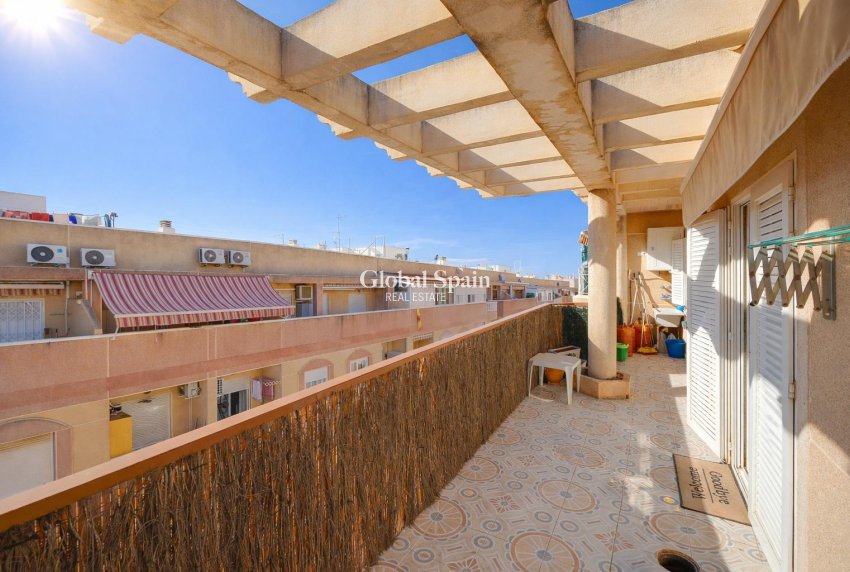 Revente - APPARTEMENT -
TORREVIEJA - Costa Blanca