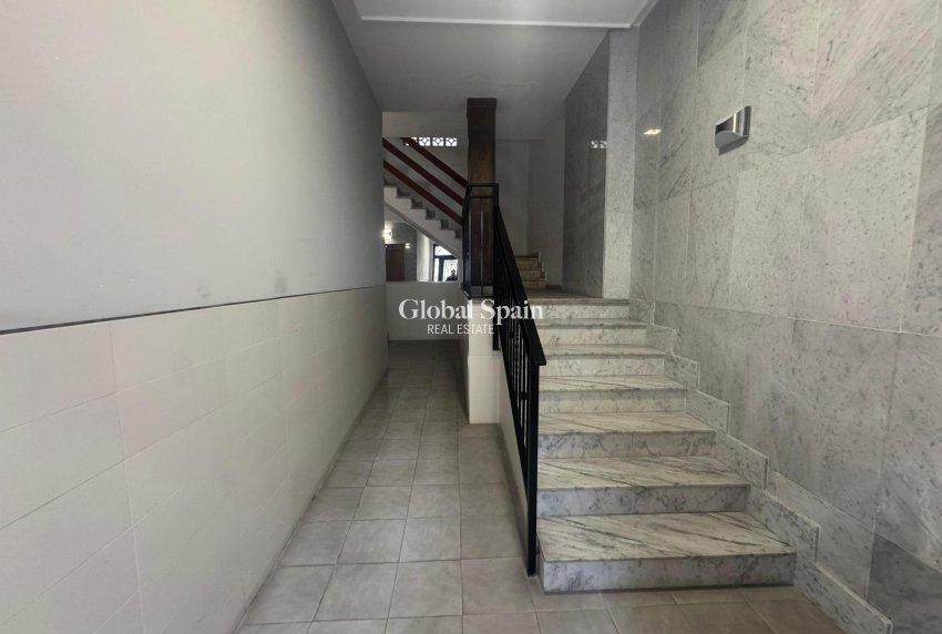 Revente - APPARTEMENT -
TORREVIEJA - Costa Blanca