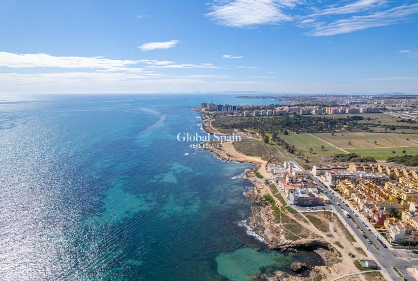 Revente - APPARTEMENT -
TORREVIEJA - Costa Blanca