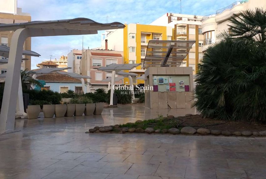 Revente - APPARTEMENT -
TORREVIEJA - Costa Blanca