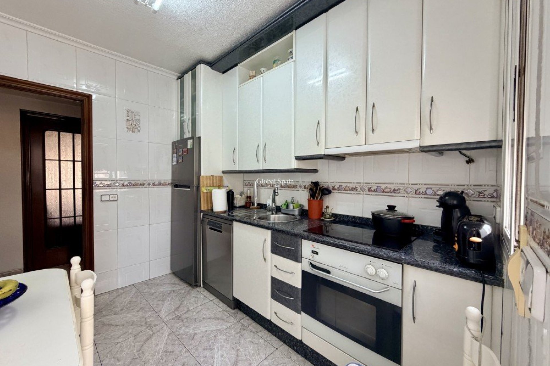 Revente - APPARTEMENT -
TORREVIEJA - Costa Blanca