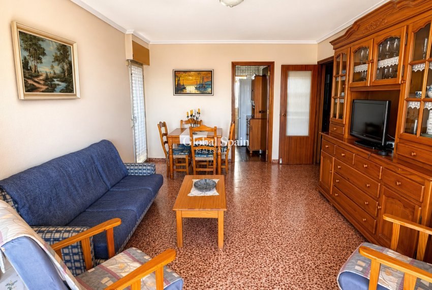 Revente - APPARTEMENT -
TORREVIEJA - Costa Blanca