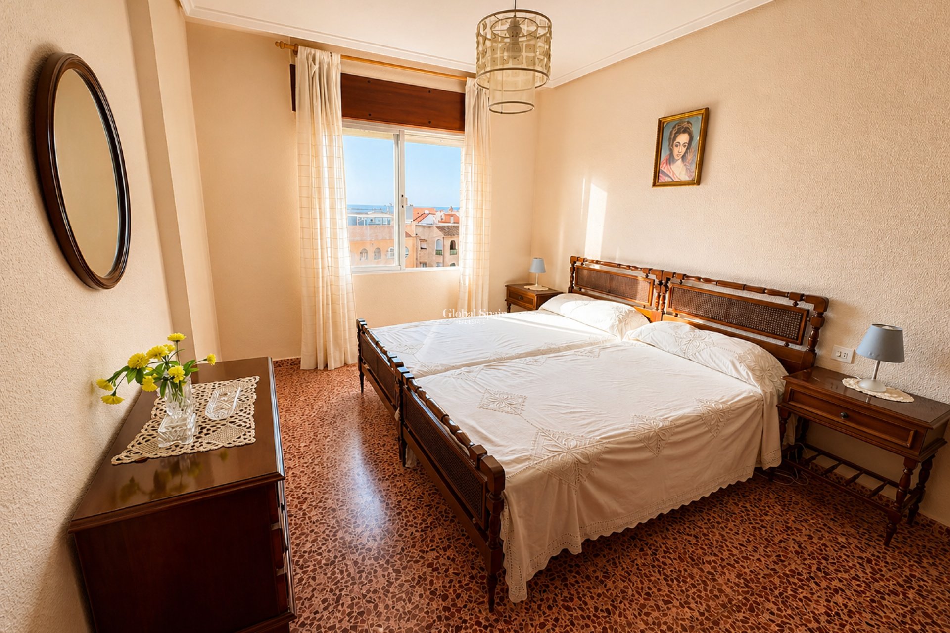 Revente - APPARTEMENT -
TORREVIEJA - Costa Blanca