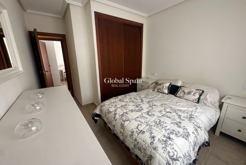 Revente - APPARTEMENT -
TORREVIEJA - Costa Blanca