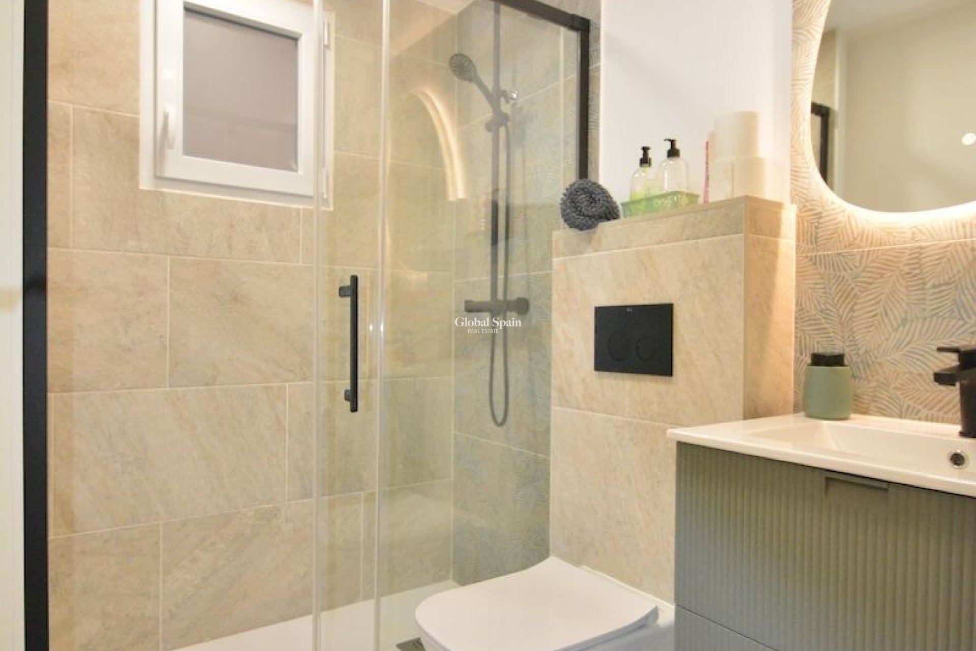 Revente - APPARTEMENT -
TORREVIEJA - Costa Blanca