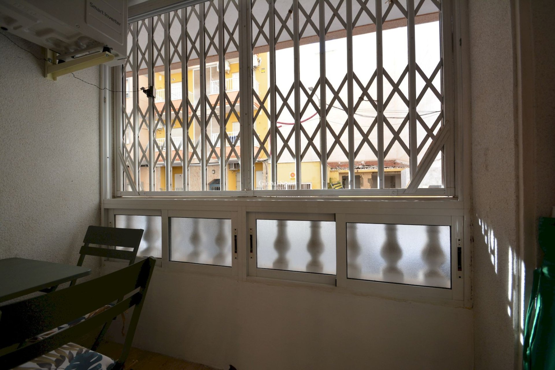 Revente - APPARTEMENT -
TORREVIEJA - Costa Blanca