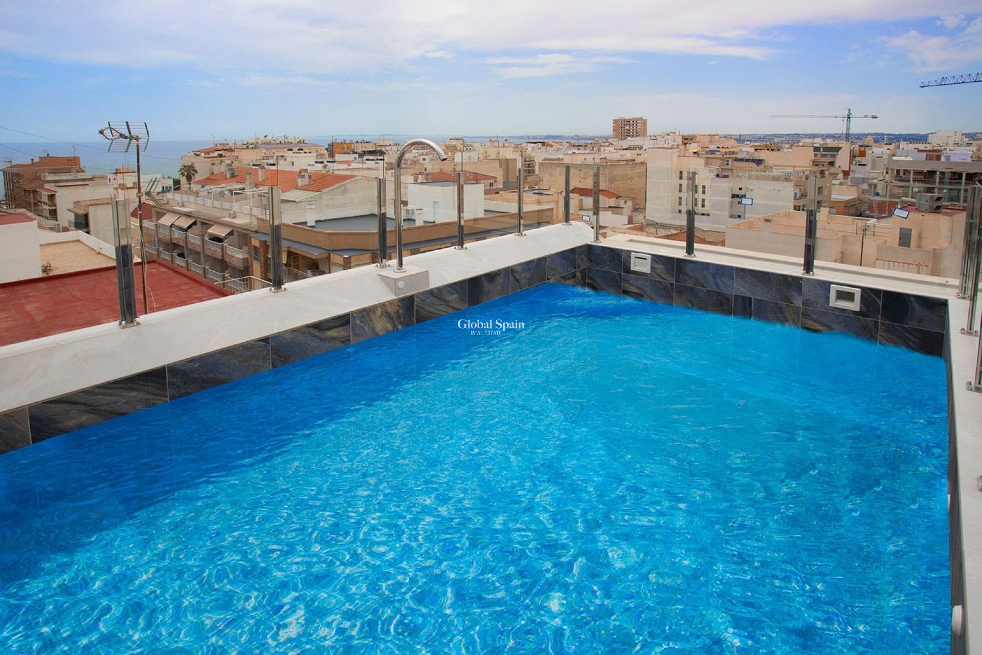 Revente - APPARTEMENT -
TORREVIEJA - Costa Blanca